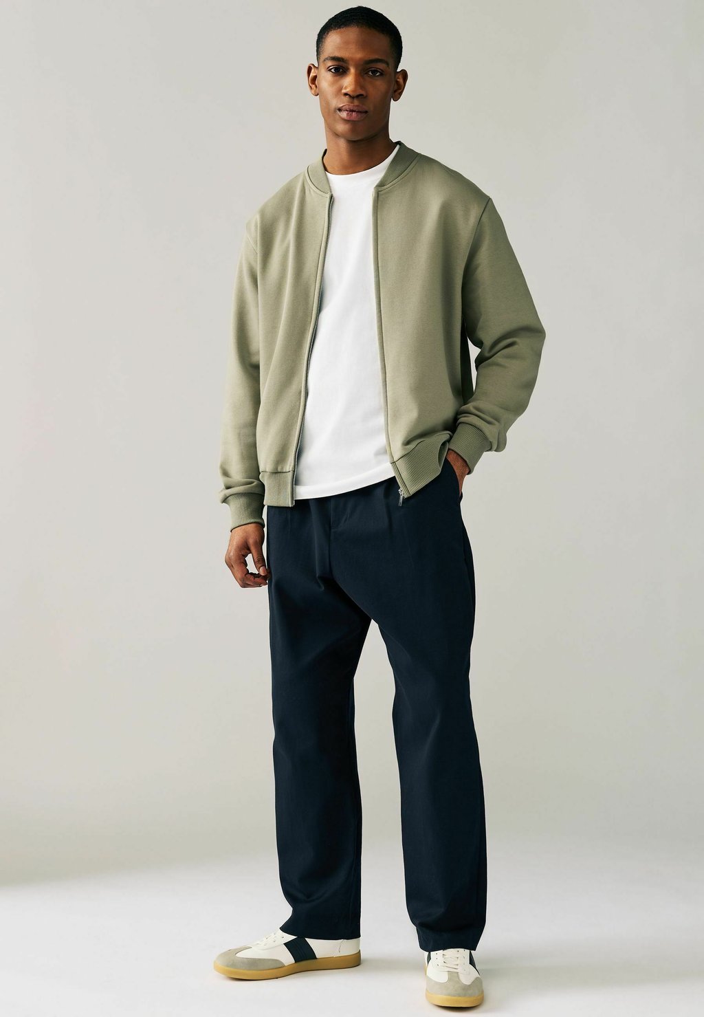 Куртка-бомбер RICH Next, оливковый, Зеленый, Куртка-бомбер RICH Next, оливковый
Куртка-бомбер RICH Next, оливковый, Зеленый, Куртка-бомбер RICH Next, оливковый