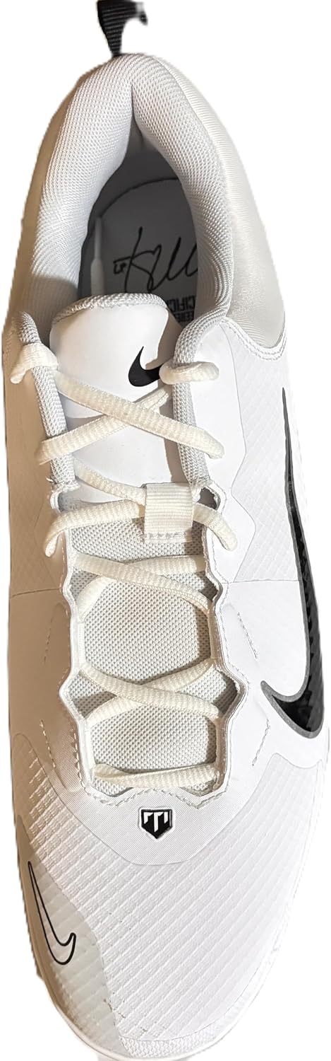 Бутсы для бейсбола Nike Force Trout 9 Pro MCS (FZ8644-100, белый/фантомный/черный/королевский пульс), White/Metallic Silver/Pure Platinum/Black
Бутсы для бейсбола Nike Force Trout 9 Pro MCS (FZ8644-100, белый/фантомный/черный/королевский пульс), White/Metallic Silver/Pure Platinum/Black