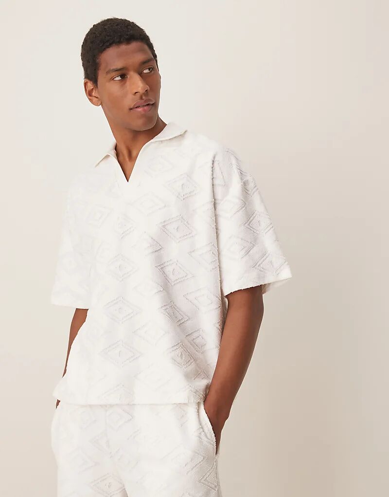 Свободное поло свободного кроя из жаккарда цвета экрю от ASOS DESIGN — часть комплекта
Свободное поло свободного кроя из жаккарда цвета экрю от ASOS DESIGN — часть комплекта