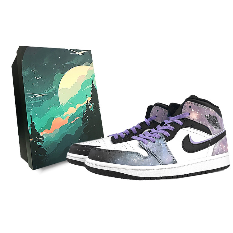 Кроссовки Jordan Air Jordan 1, фиолетовый/черный
Кроссовки Jordan Air Jordan 1, фиолетовый/черный