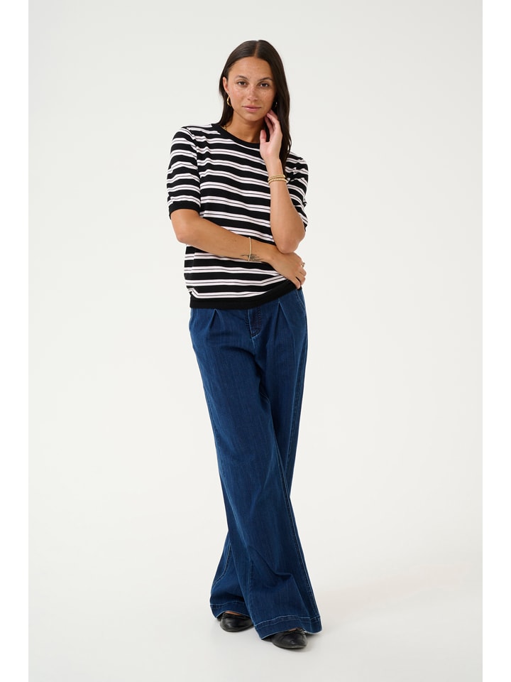 Свитер черно-белый Kaffe
Свитер черно-белый Kaffe