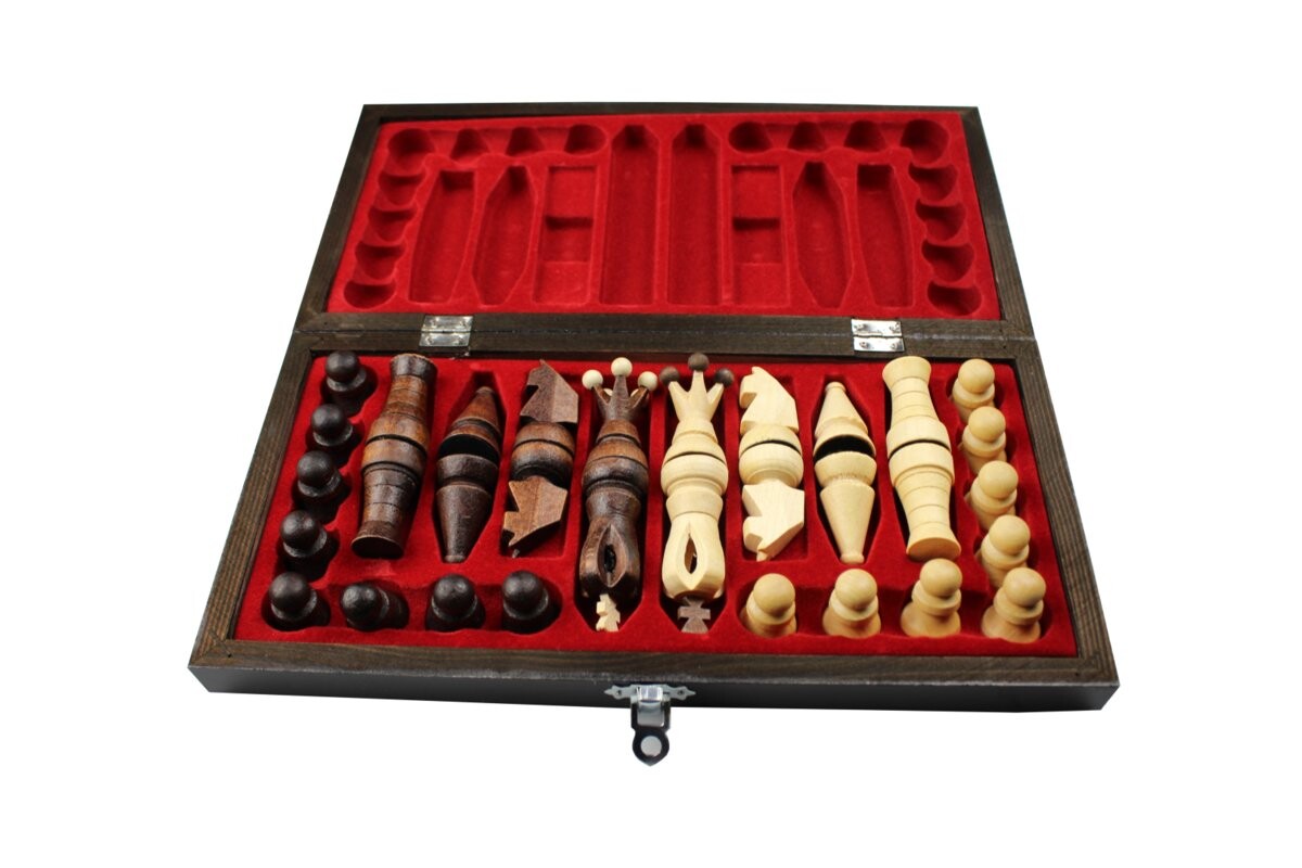 Деревянные шахматы, логическая игра, Резчик по дереву, 31х31. Woodcarver
Деревянные шахматы, логическая игра, Резчик по дереву, 31х31. Woodcarver