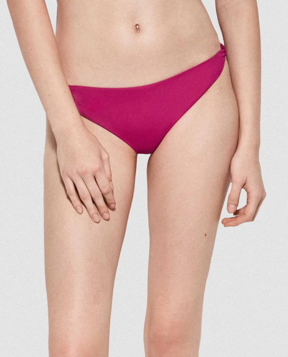 Низ бикини с узлом Gisela, фиолетовый
Низ бикини с узлом Gisela, фиолетовый