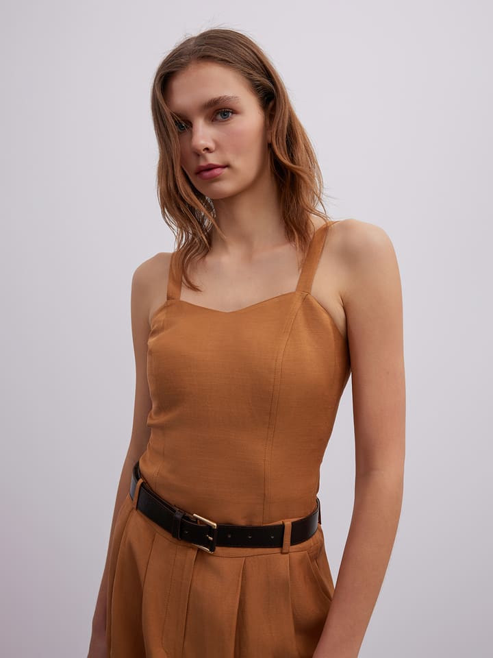 Топ BGN, светло-коричневый
Топ BGN, светло-коричневый