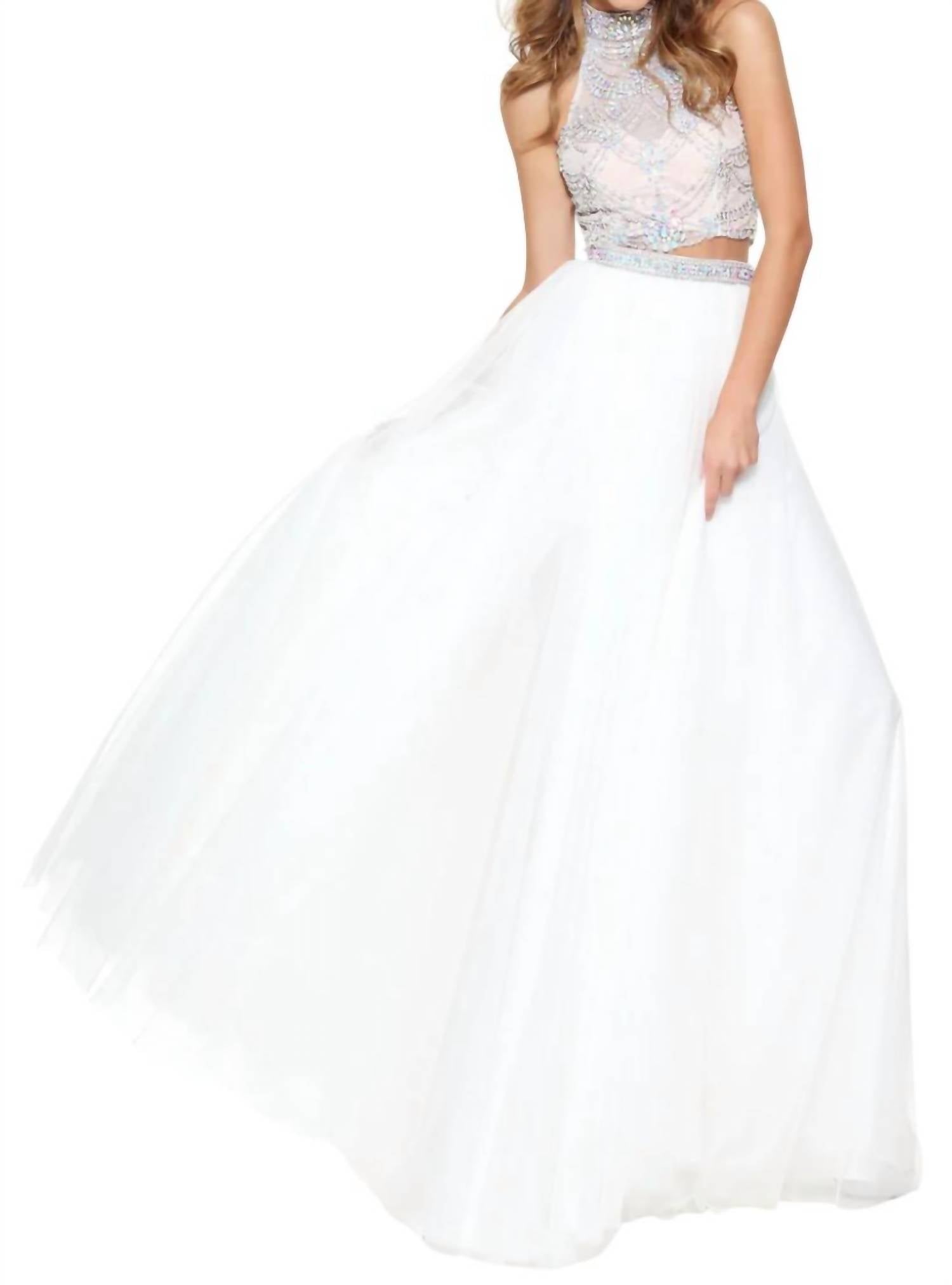 Платье с юбкой-халтер из тюля с бусинами цвета слоновой кости Sherri Hill
Платье с юбкой-халтер из тюля с бусинами цвета слоновой кости Sherri Hill