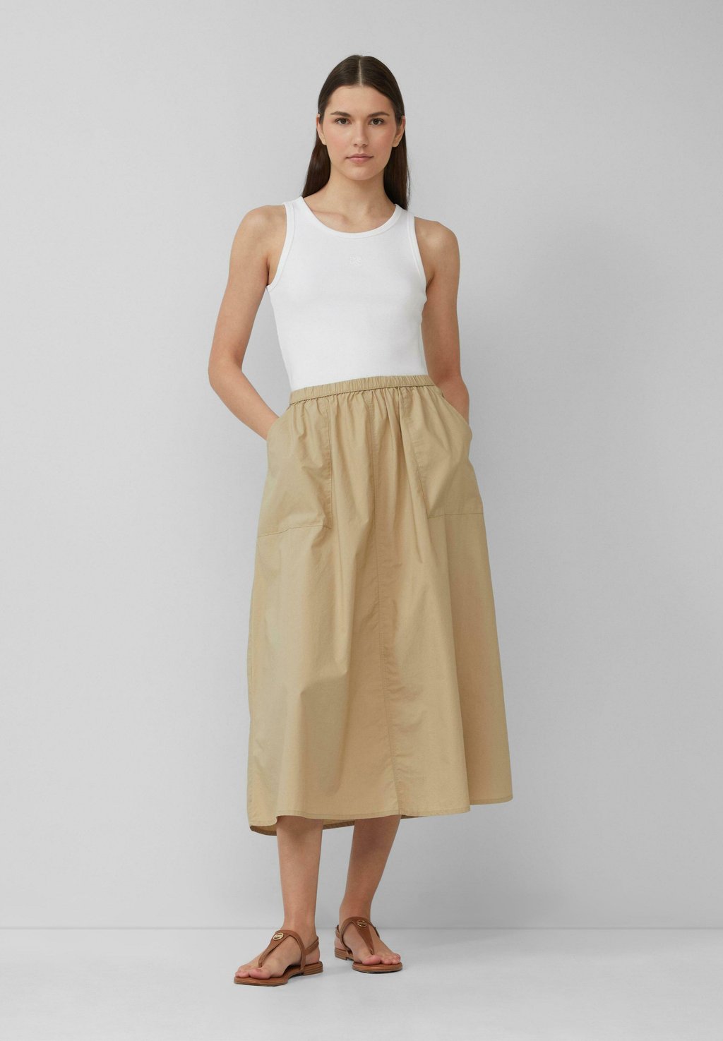 Юбка А-силуэта AUSGESTELLTER MIDI MIT AUFGESETZTEN TASCHEN s.Oliver, бежевый
Юбка А-силуэта AUSGESTELLTER MIDI MIT AUFGESETZTEN TASCHEN s.Oliver, бежевый