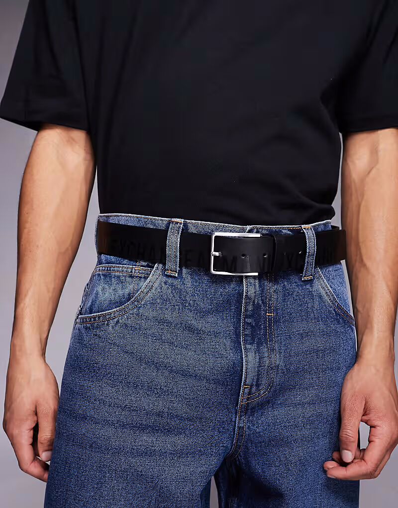 Ремень кожаный с логотипом Armani Exchange черного цвета
Ремень кожаный с логотипом Armani Exchange черного цвета