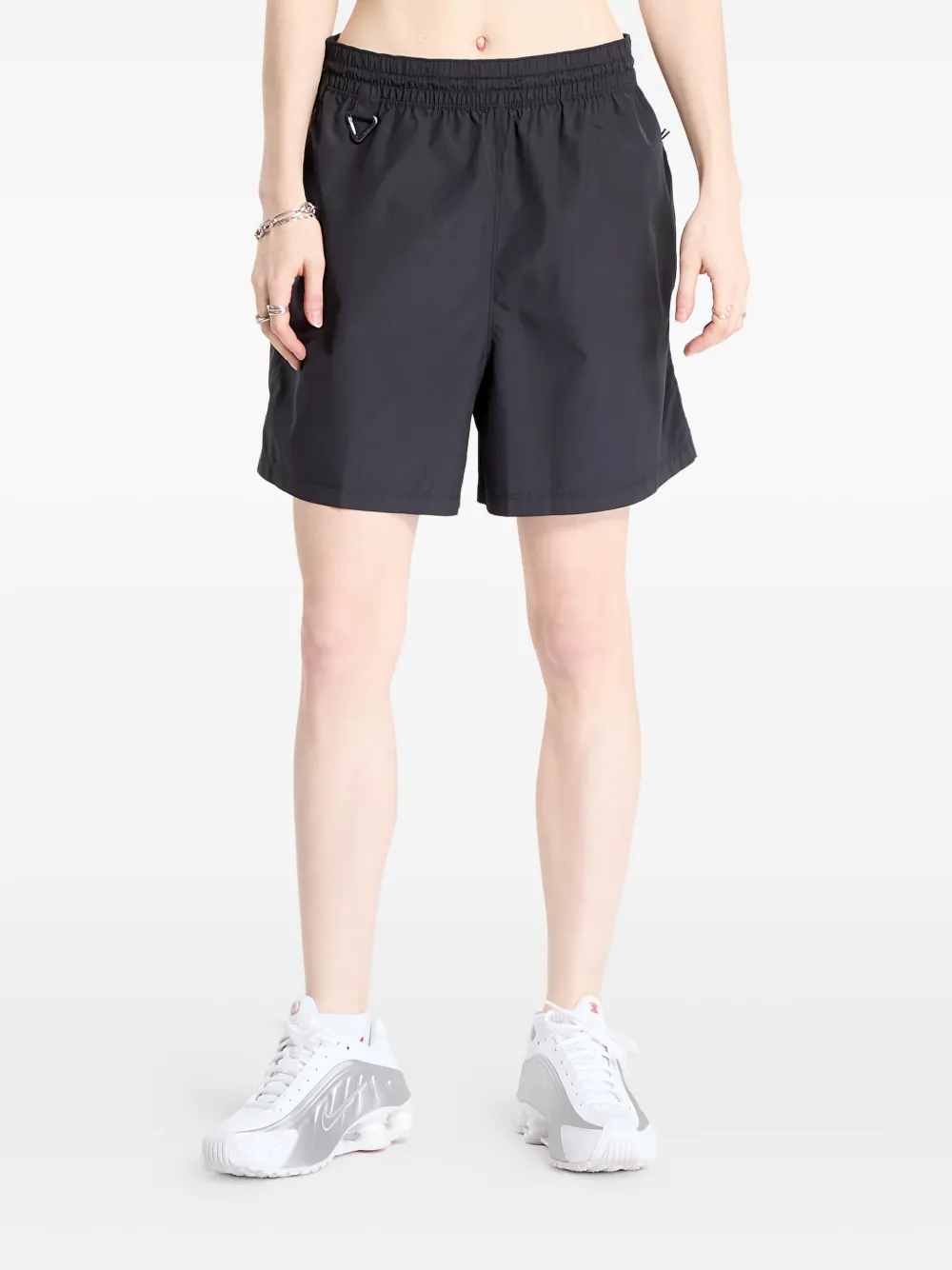 Шорты средней посадки Nike, черный
Шорты средней посадки Nike, черный