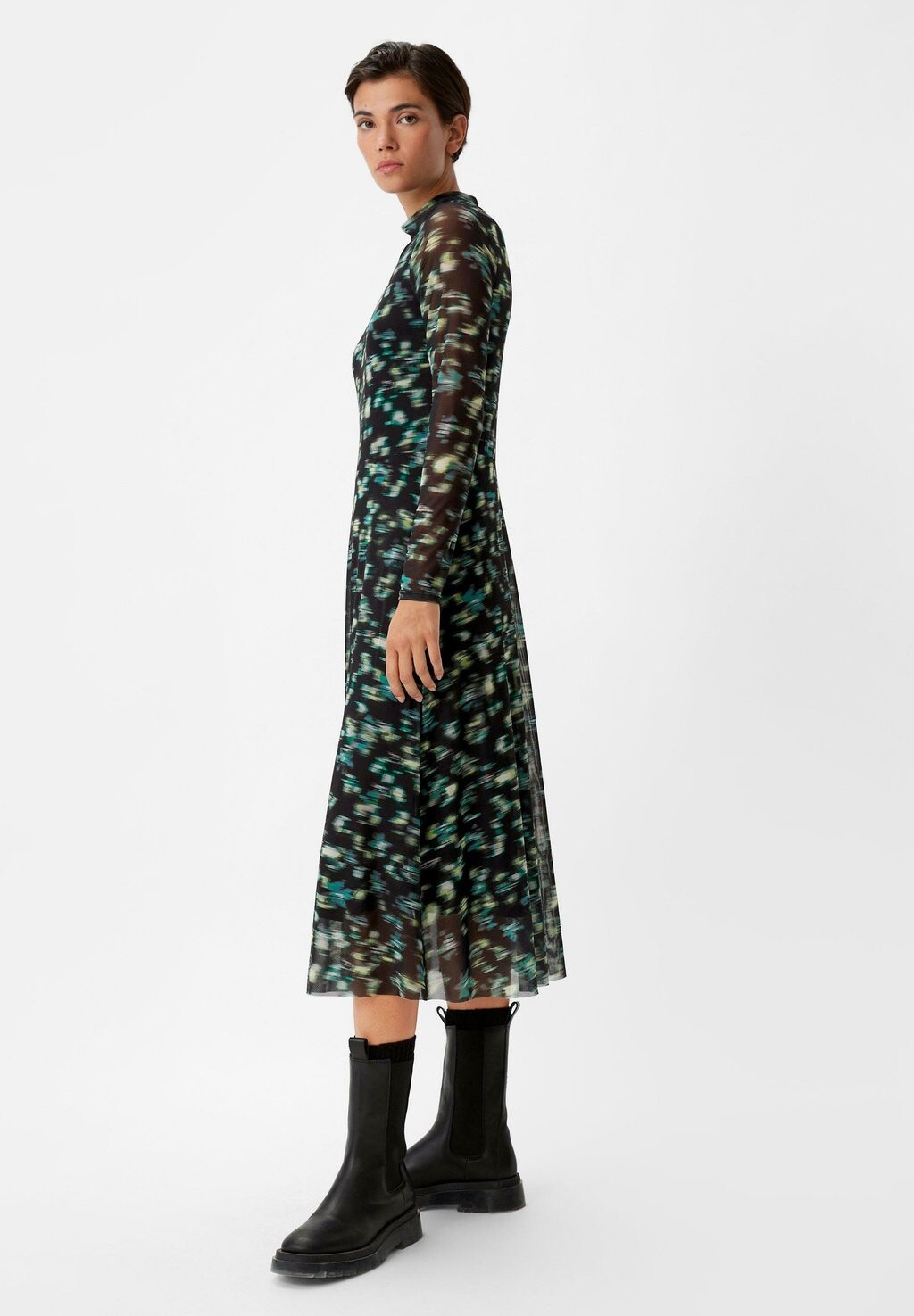 Дневное платье MIT STEHKRAGEN comma casual identity, черный
Дневное платье MIT STEHKRAGEN comma casual identity, черный