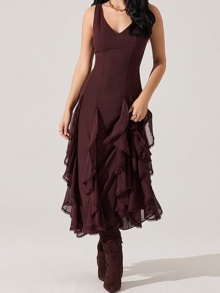 Платье Филомены Astr The Label, цвет eggplant 
Платье Филомены Astr The Label, цвет eggplant