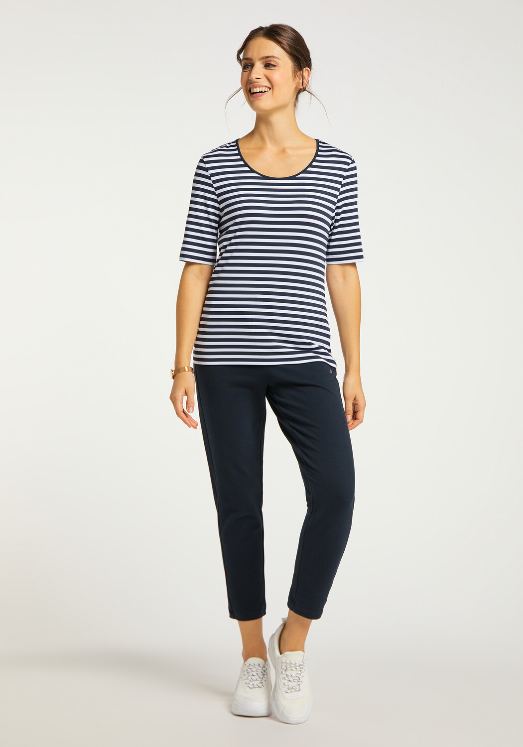 Спортивная футболка Joy Sportswear ALLISON, цвет night stripes 
Спортивная футболка Joy Sportswear ALLISON, цвет night stripes