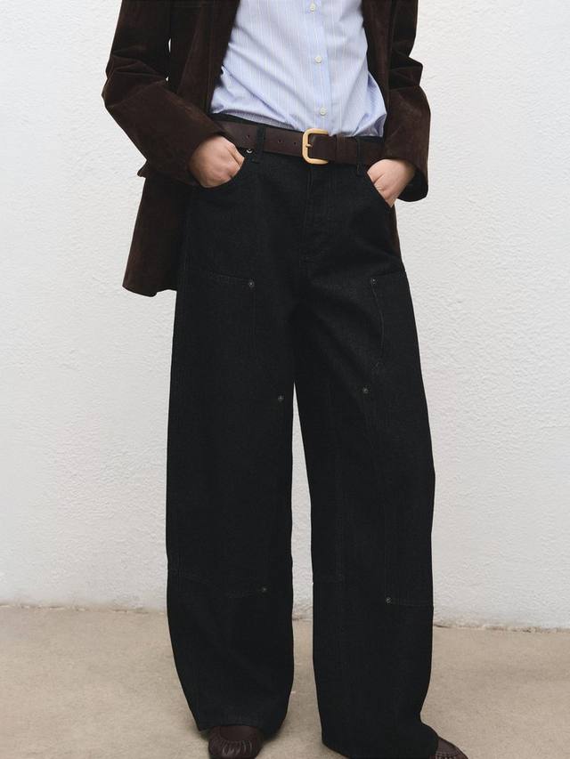 Джинсы Sandra с заплатками и прямыми штанинами Mango, Black
Джинсы Sandra с заплатками и прямыми штанинами Mango, Black