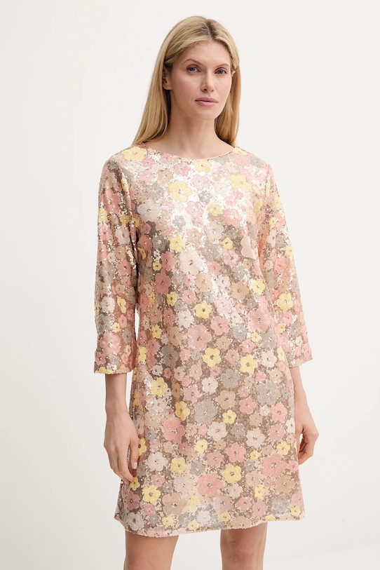 Платье Bruuns Bazaar, бежевый
Платье Bruuns Bazaar, бежевый