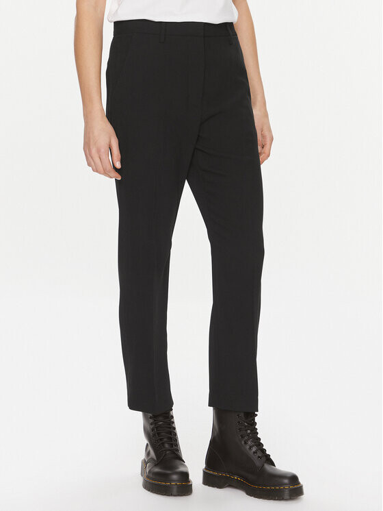 Тканевые брюки стандартного кроя Day Birger Ét Mikkelsen, черный
Тканевые брюки стандартного кроя Day Birger Ét Mikkelsen, черный