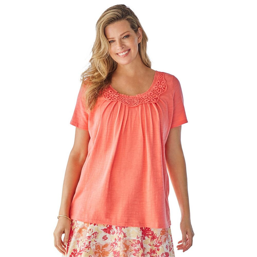 Женщина в женском трикотажном топе больших размеров с отделкой крючком Woman Within, цвет Sweet Coral