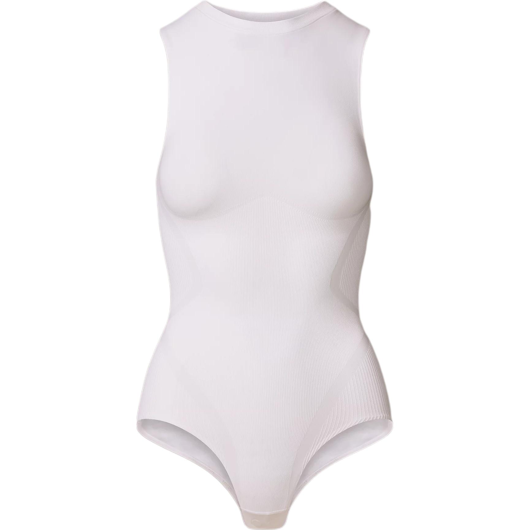 Женский комбинезон Calvin Klein в классическом белом цвете
Женский комбинезон Calvin Klein в классическом белом цвете