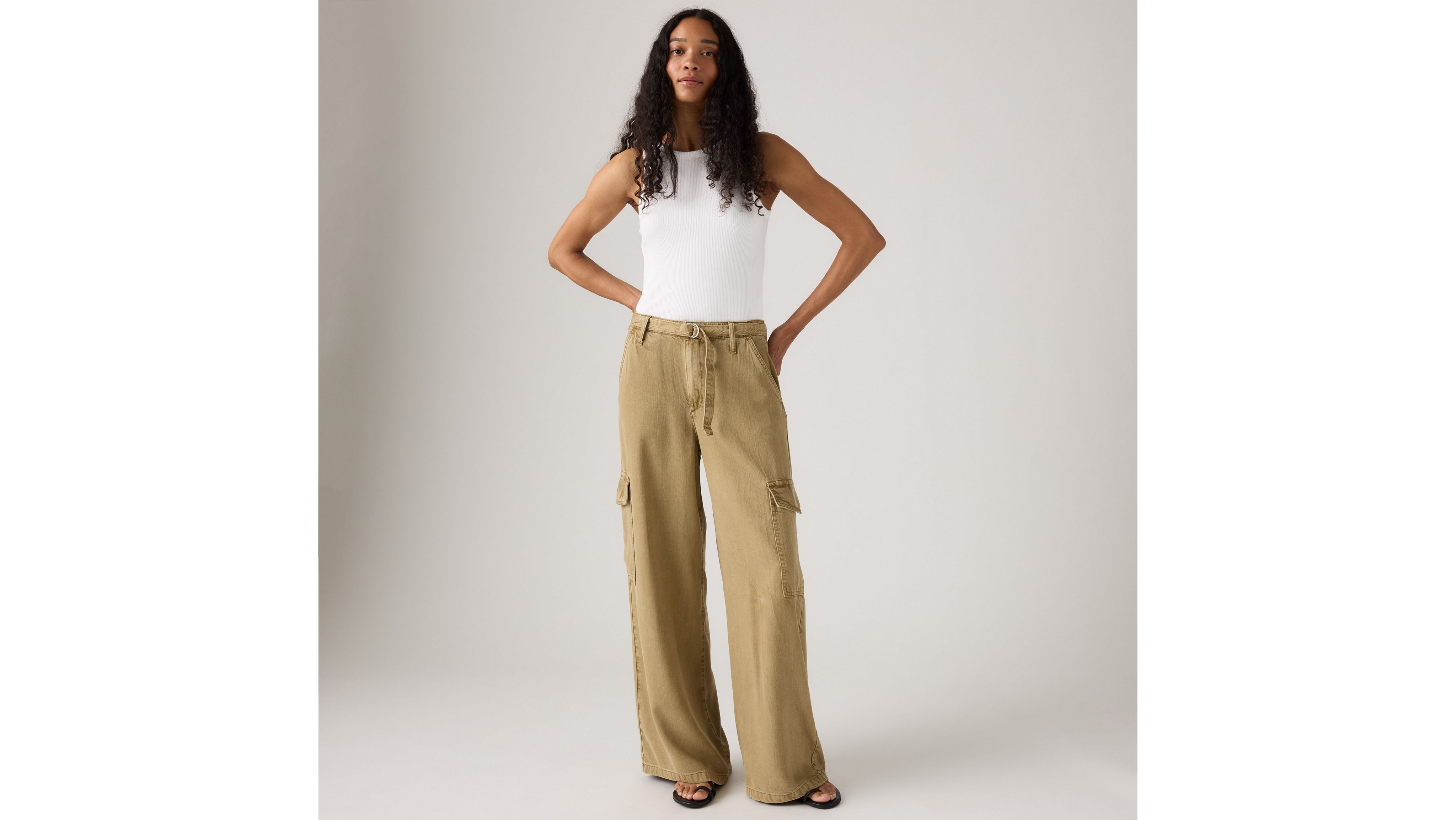 Женские брюки Baggy Dad Cargo Tencel Levi's, Kelp - Brown
Женские брюки Baggy Dad Cargo Tencel Levi's, Kelp - Brown