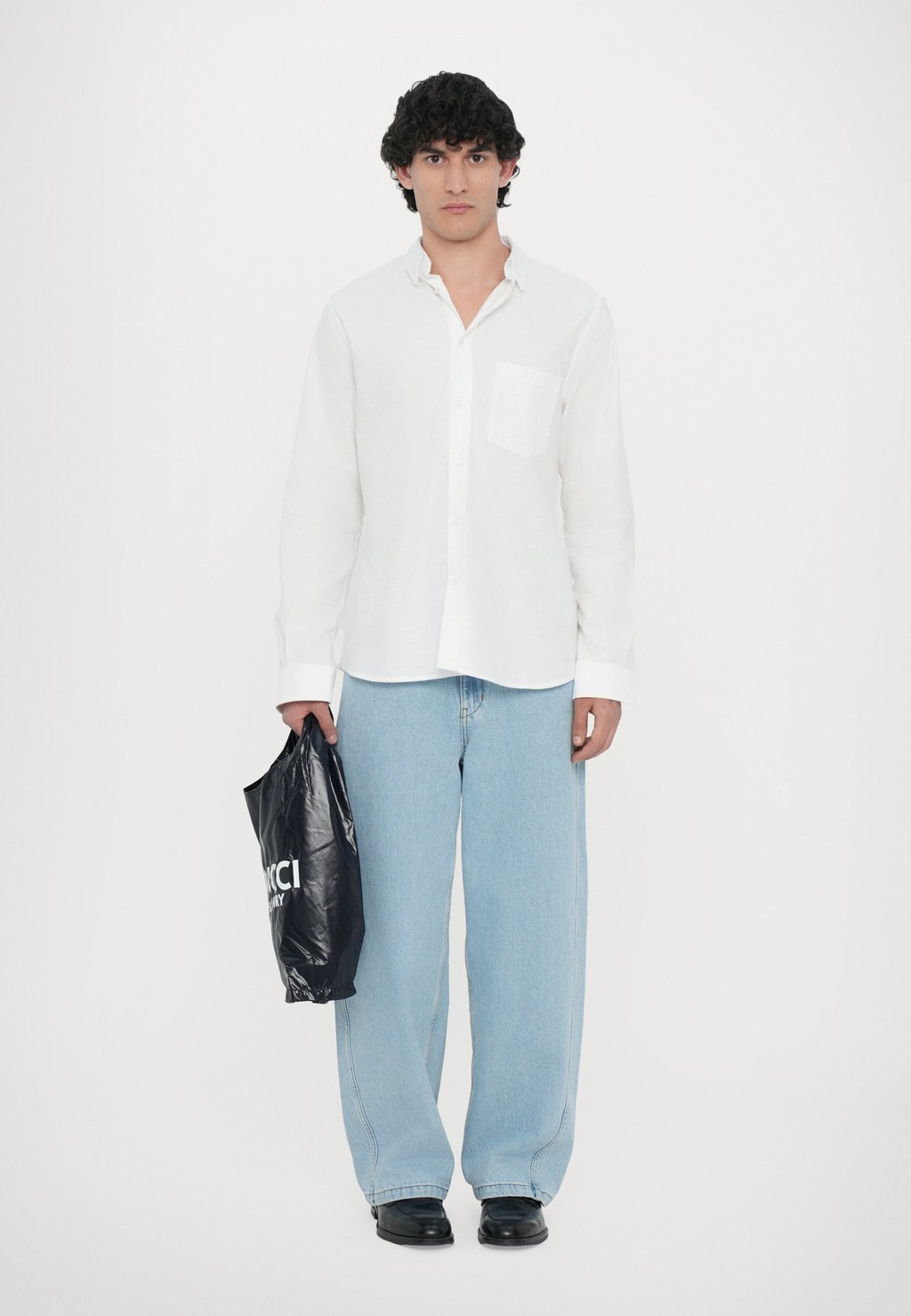 Сумка выходного дня CASH & CARRY PRINT HOBO BAG UNISEX Fiorucci, черный
Сумка выходного дня CASH & CARRY PRINT HOBO BAG UNISEX Fiorucci, черный