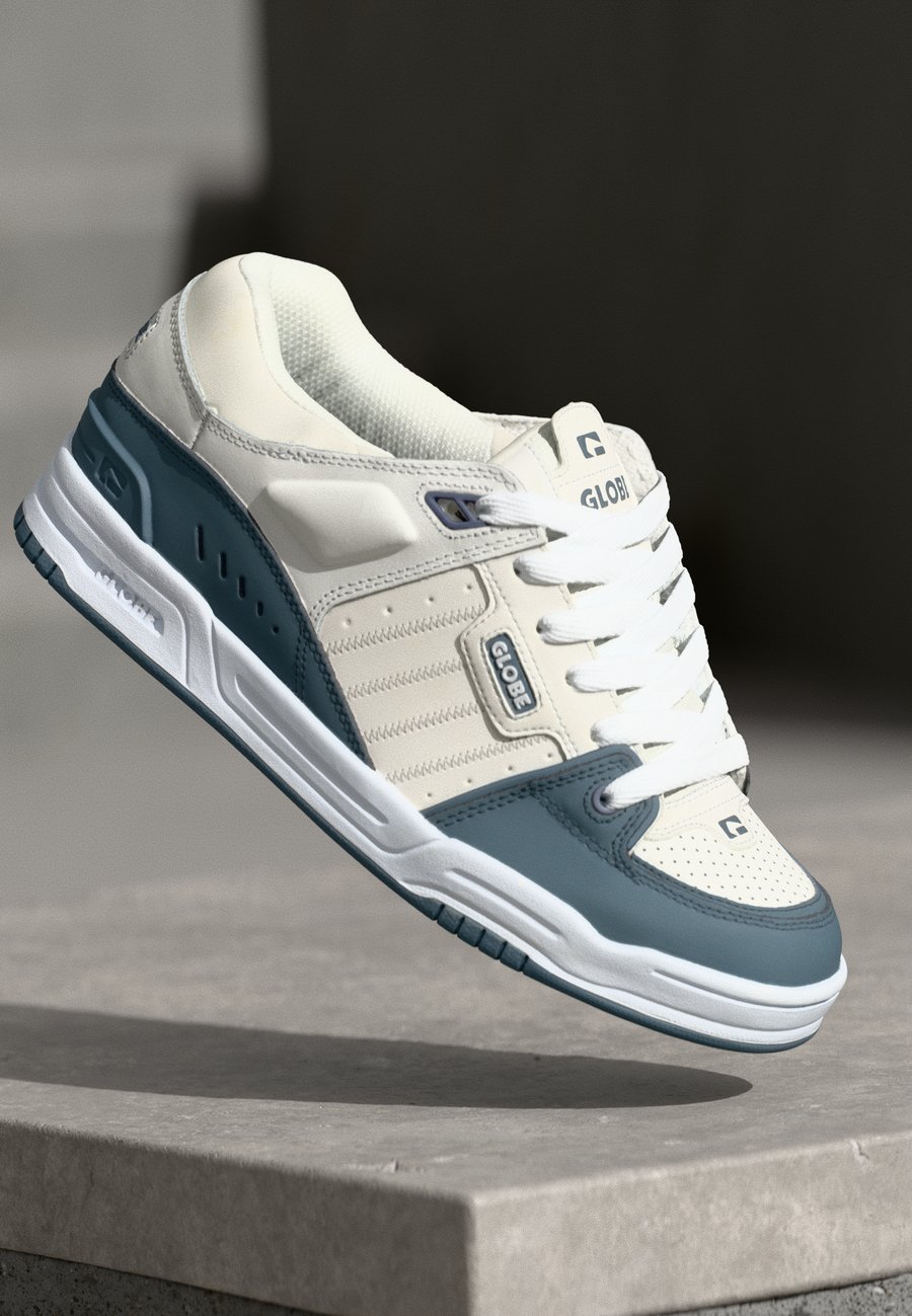 Кроссовки Globe FUSION, Grey/Blue/Grey
Кроссовки Globe FUSION, Grey/Blue/Grey