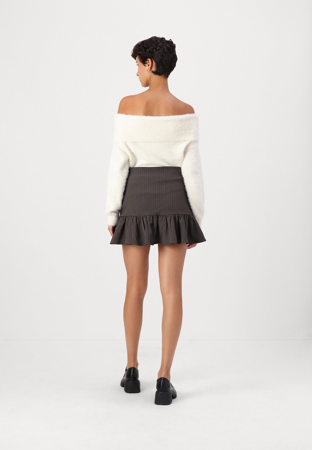 Мини-юбка NMFESPA SHORT SKIRT Noisy May, коричневый
Мини-юбка NMFESPA SHORT SKIRT Noisy May, коричневый