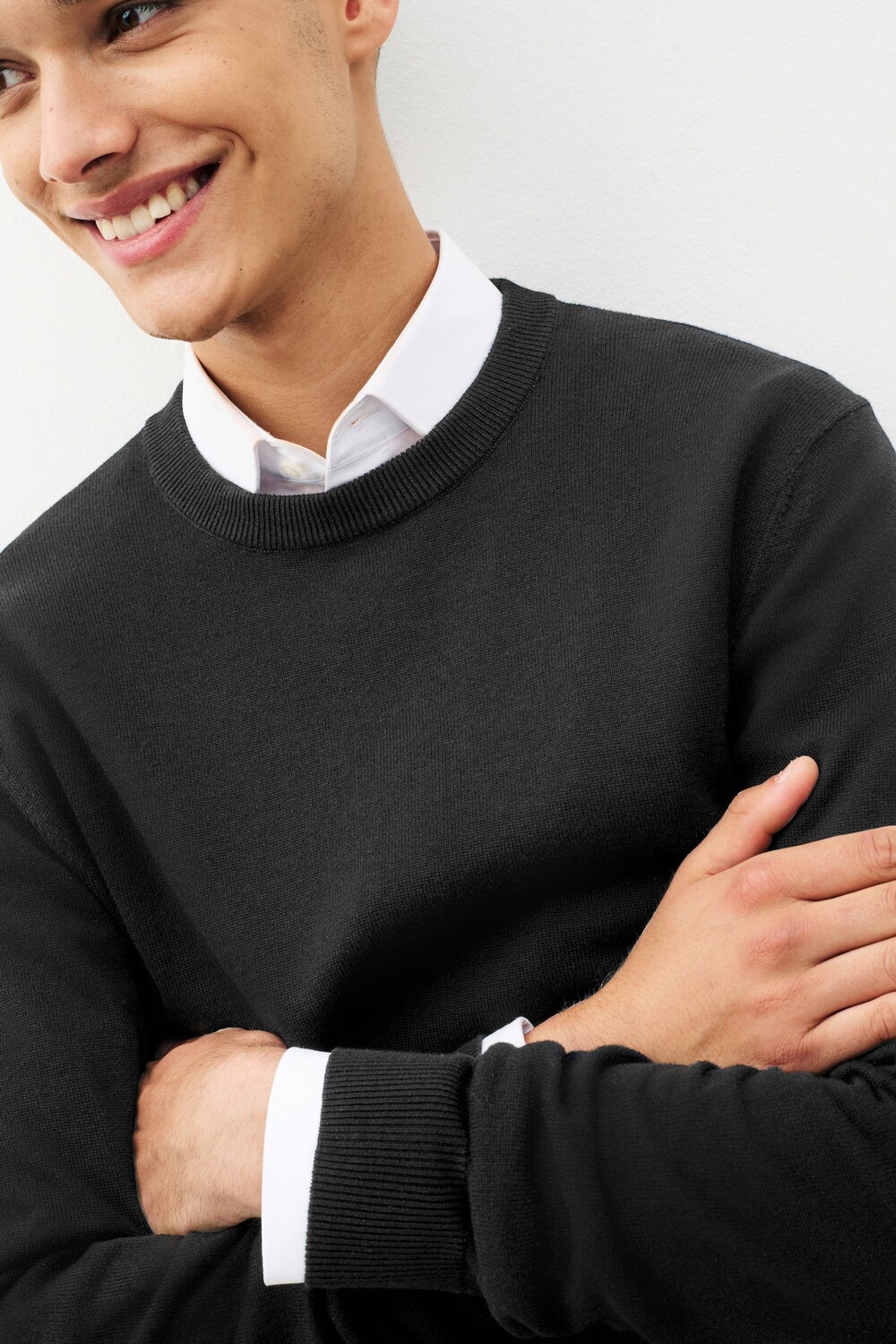 Стандартный свитер из чистого хлопка Next, черный
Стандартный свитер из чистого хлопка Next, черный