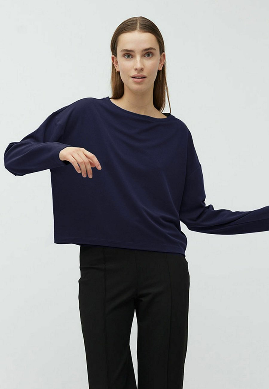 Топ mbyM PERSEUS, Night Sky/Blue
Топ mbyM PERSEUS, Night Sky/Blue