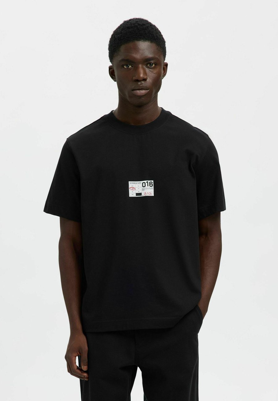 Футболка Selected Homme SLHGEORGE O NECK TEE, Black/Mottled Black
Футболка Selected Homme SLHGEORGE O NECK TEE, Black/Mottled Black