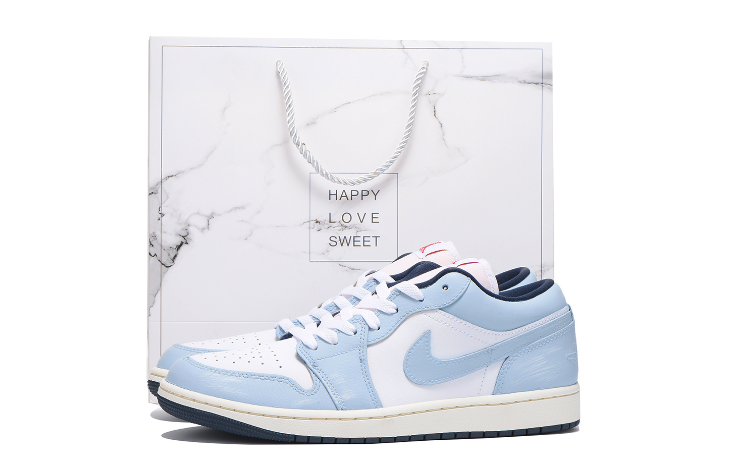 Jordan Баскетбольные кроссовки Air 1 с антискользящим и износостойким покрытием, низкие, винтажные, мужские, небесно-голубые
Jordan Баскетбольные кроссовки Air 1 с антискользящим и износостойким покрытием, низкие, винтажные, мужские, небесно-голубые