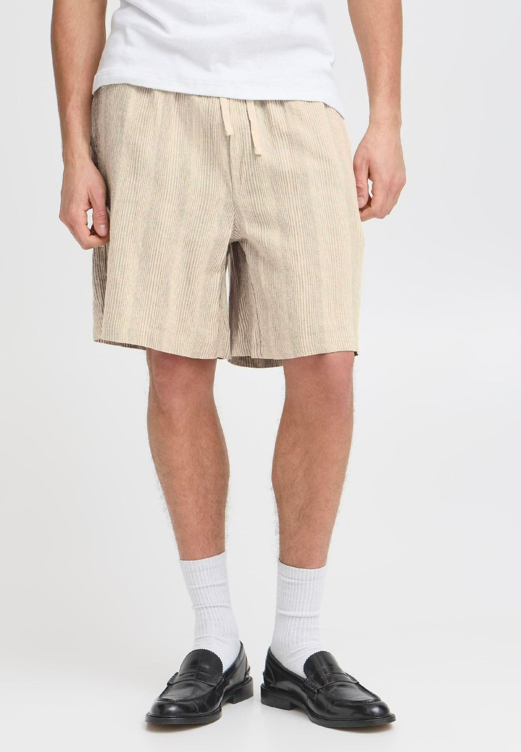 Шорты Solid, бежевый
Шорты Solid, бежевый