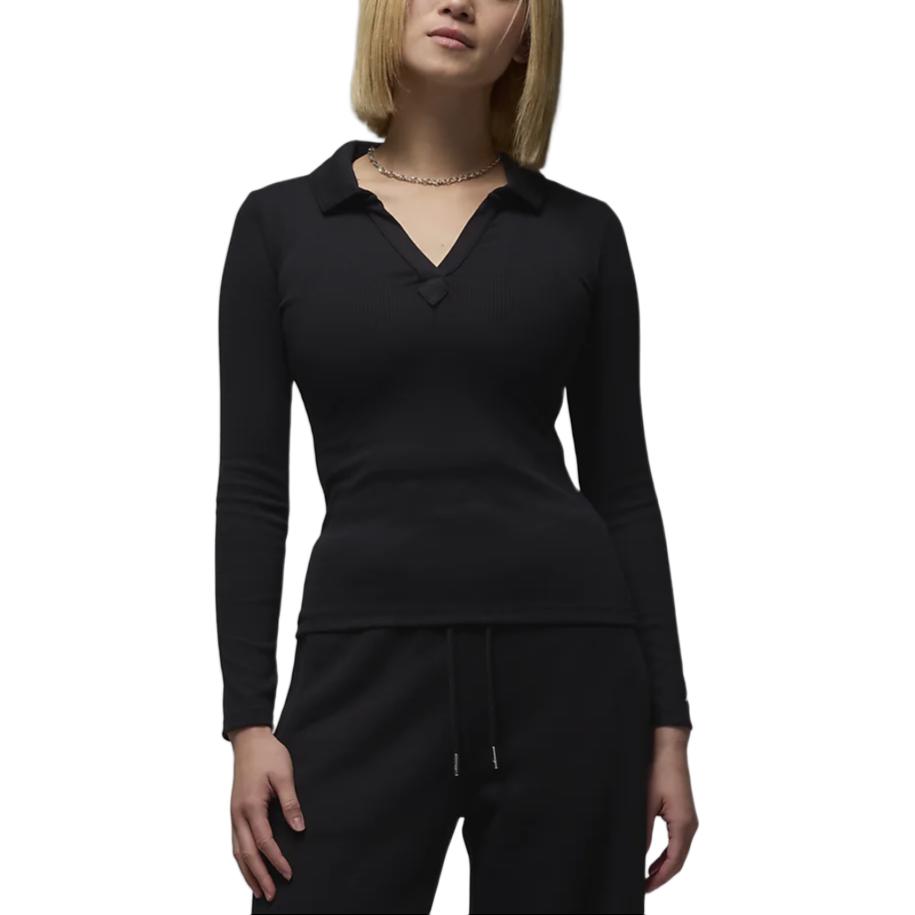 Трикотажная женская футболка Jordan черно-белая
Трикотажная женская футболка Jordan черно-белая