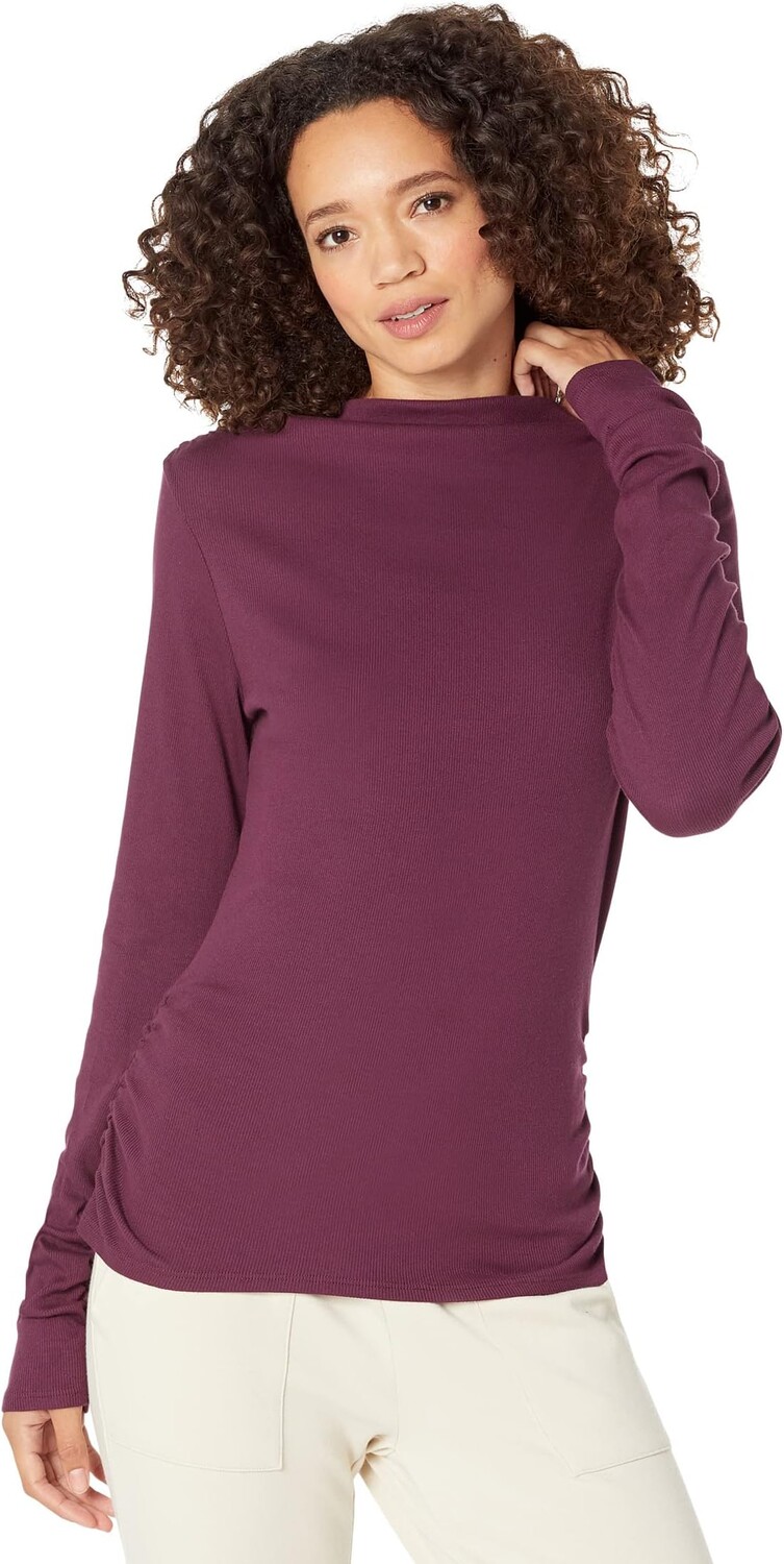 Топ Michael Stars Nichole Turtleneck, цвет Plum
Топ Michael Stars Nichole Turtleneck, цвет Plum