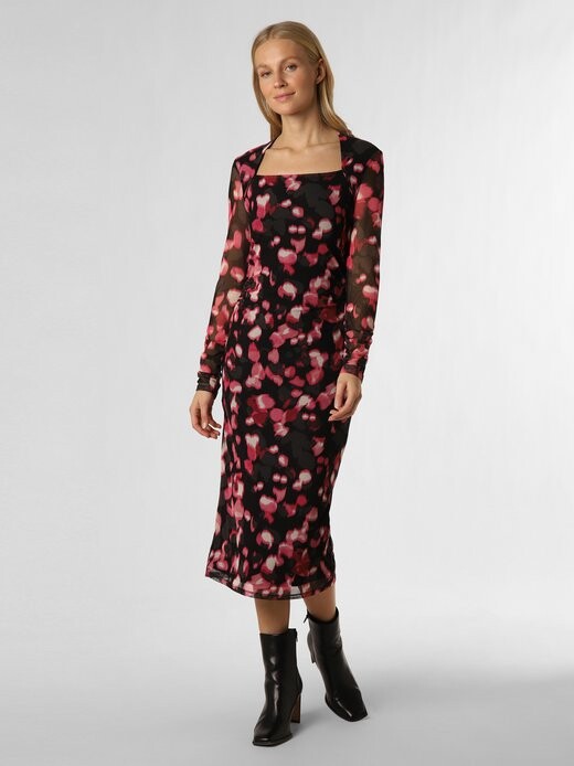 Платье S.Oliver Black Label, черный
Платье S.Oliver Black Label, черный