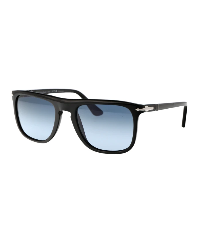 Стильные солнцезащитные очки модели 0po3336s Persol, черный
Стильные солнцезащитные очки модели 0po3336s Persol, черный