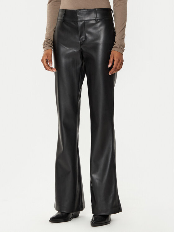 Брюки из искусственной кожи прямого кроя 23545 Gina Tricot, черный
Брюки из искусственной кожи прямого кроя 23545 Gina Tricot, черный