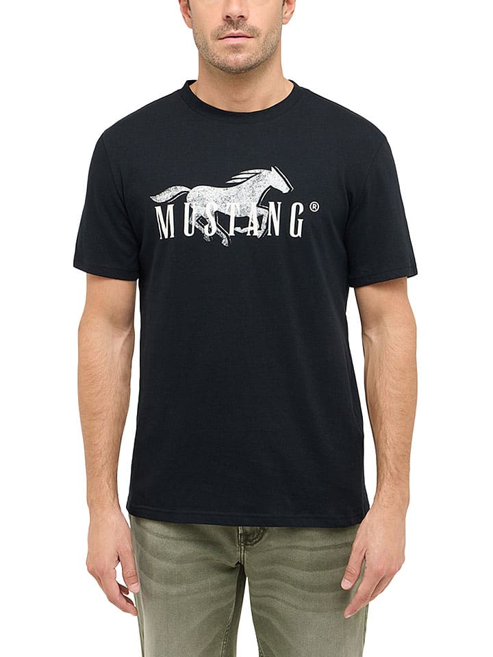 Футболка Mustang, черный 
Футболка Mustang, черный