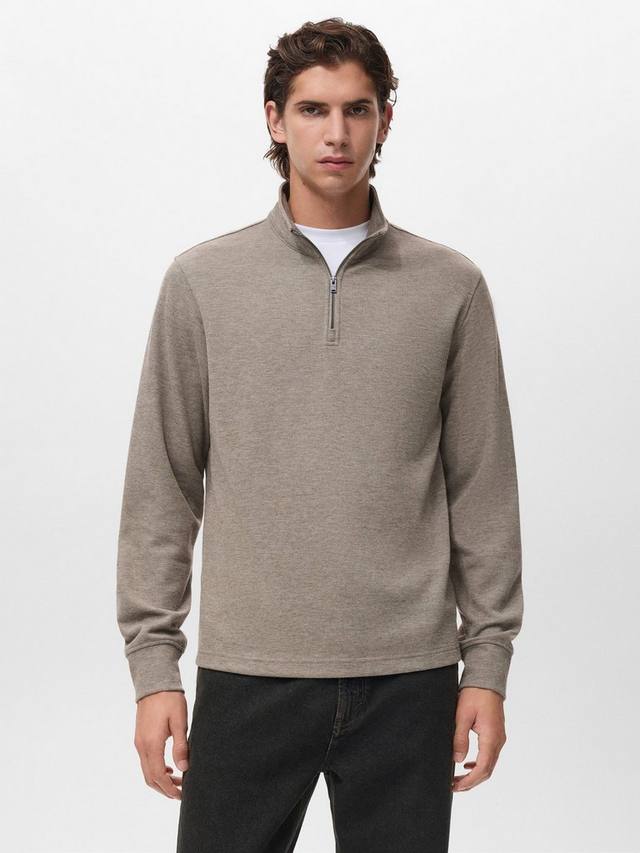 Шанхайский свитер с высоким воротником на молнии из хлопковой смеси Mango, Taupe
Шанхайский свитер с высоким воротником на молнии из хлопковой смеси Mango, Taupe
