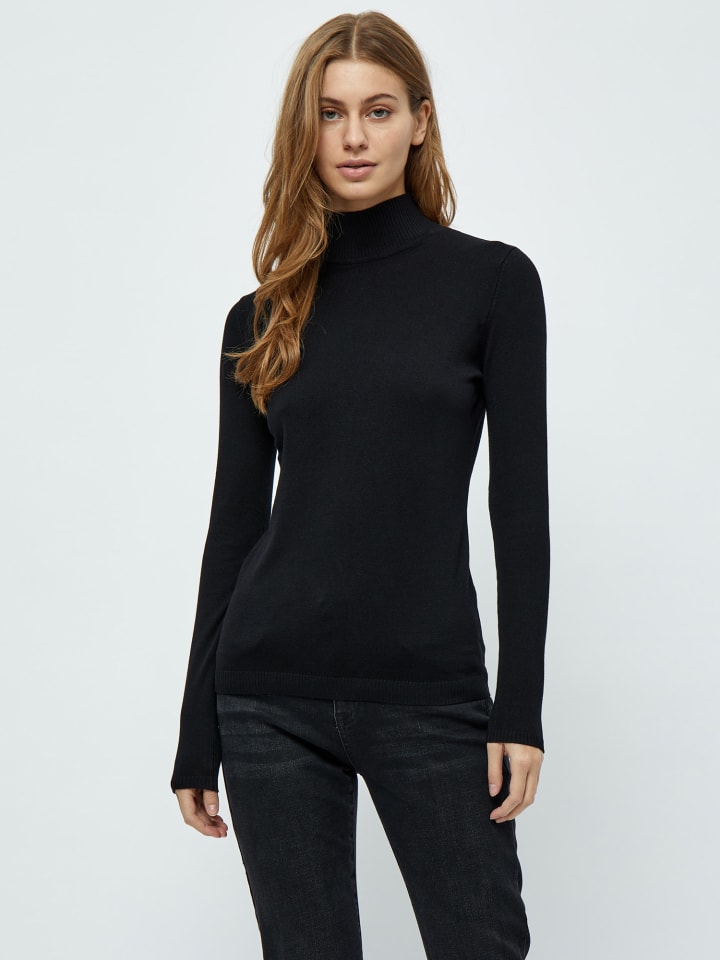 Свитер черного цвета minus
Свитер черного цвета minus