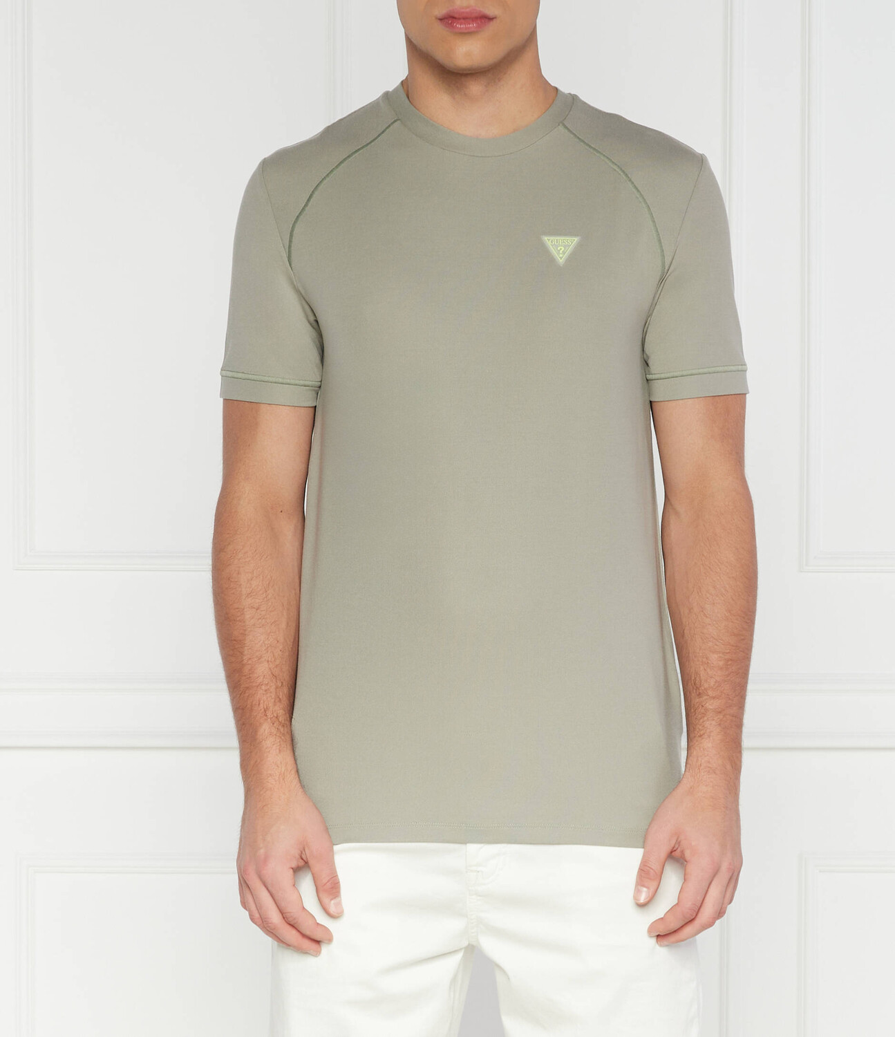 Футболка GUESS ACTIVE Regular Fit stretch, цвет menta
Футболка GUESS ACTIVE Regular Fit stretch, цвет menta