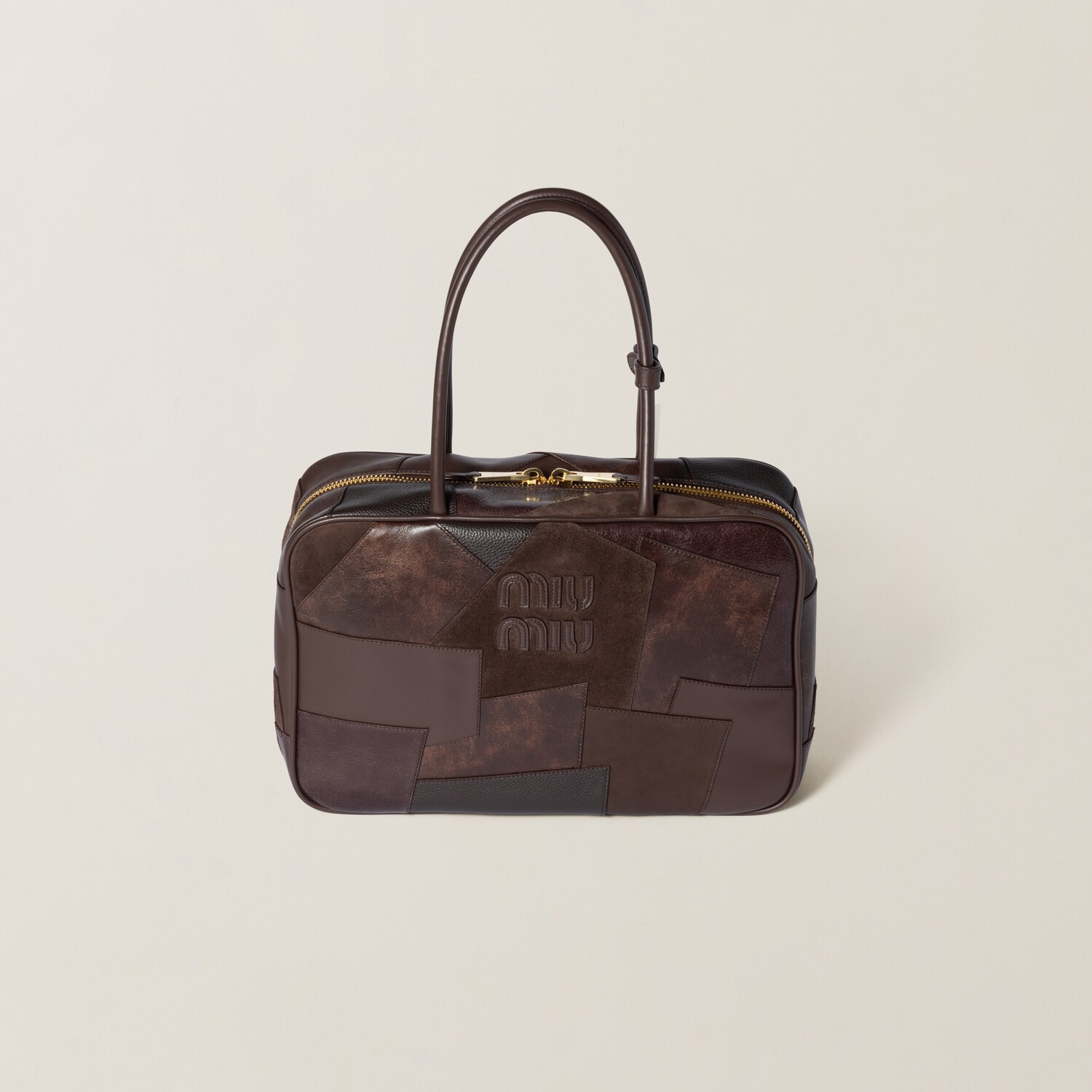 Сумка Beau из кожаной лоскутной мозаики MIU MIU, коричневый
Сумка Beau из кожаной лоскутной мозаики MIU MIU, коричневый
