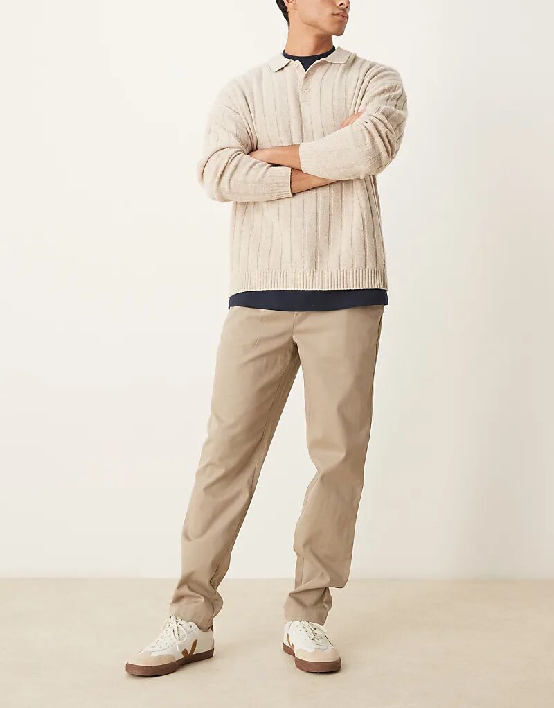 Вельветовые брюки серо-коричневого цвета Lyle & Scott
Вельветовые брюки серо-коричневого цвета Lyle & Scott