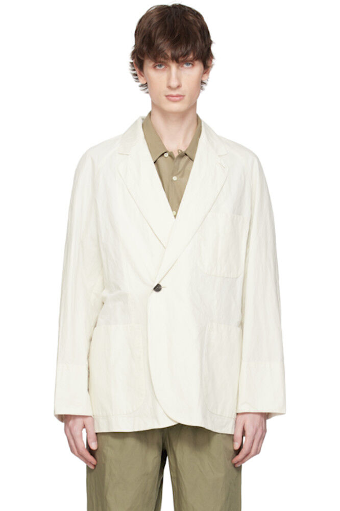 Двубортный блейзер из стираного хлопка цвета «Off-White» DOCUMENT
Двубортный блейзер из стираного хлопка цвета «Off-White» DOCUMENT