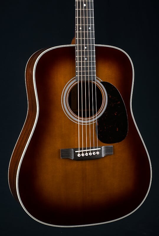 Акустическая гитара Martin D-28 Ambertone Indian Rosewood and Sitka Spruce NEW
Акустическая гитара Martin D-28 Ambertone Indian Rosewood and Sitka Spruce NEW