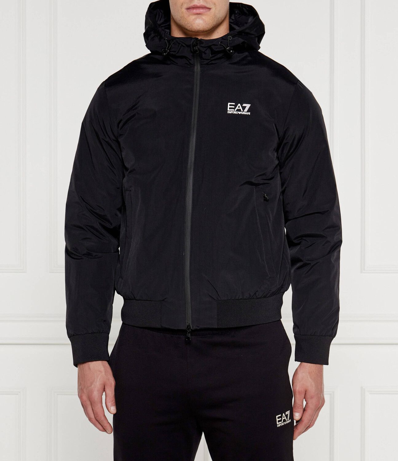 Куртка EA7 Regular Fit, черный
Куртка EA7 Regular Fit, черный