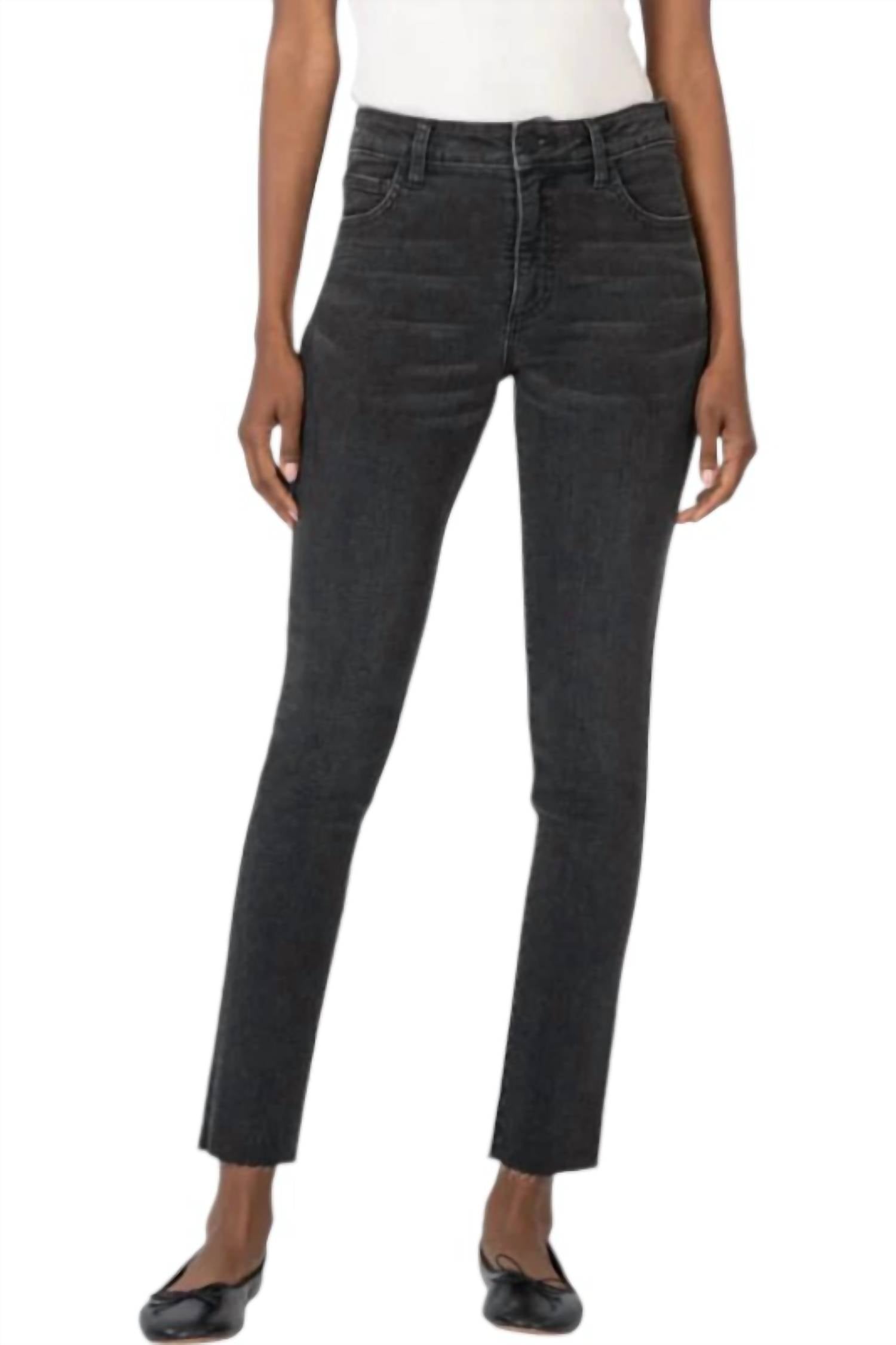 Женские джинсы Reese High Rise Fab Ab Ankle Jeans в респектабельном стиле с черной основой Wash KUT FROM THE KLOTH
Женские джинсы Reese High Rise Fab Ab Ankle Jeans в респектабельном стиле с черной основой Wash KUT FROM THE KLOTH