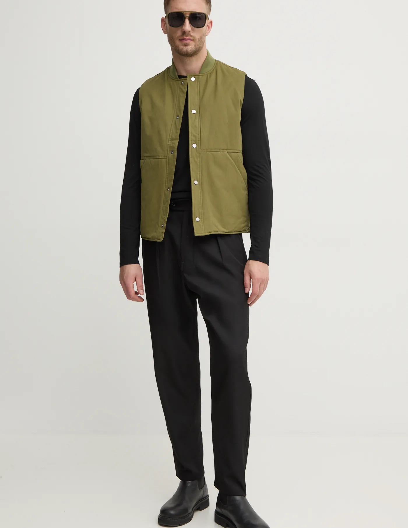 Жилет United Colors of Benetton, зеленый
Жилет United Colors of Benetton, зеленый