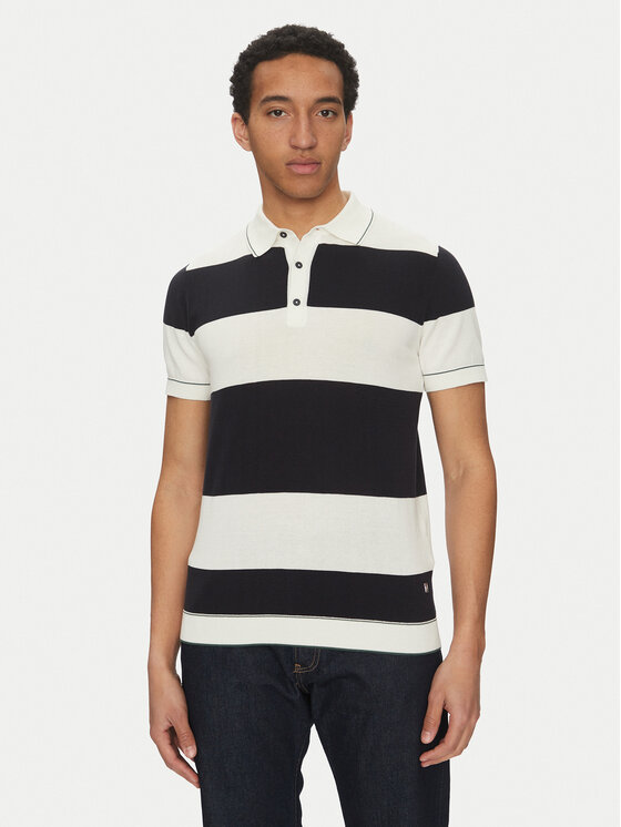 Свитер обычного кроя QA5042 MA71P Liu Jo, белый
Свитер обычного кроя QA5042 MA71P Liu Jo, белый