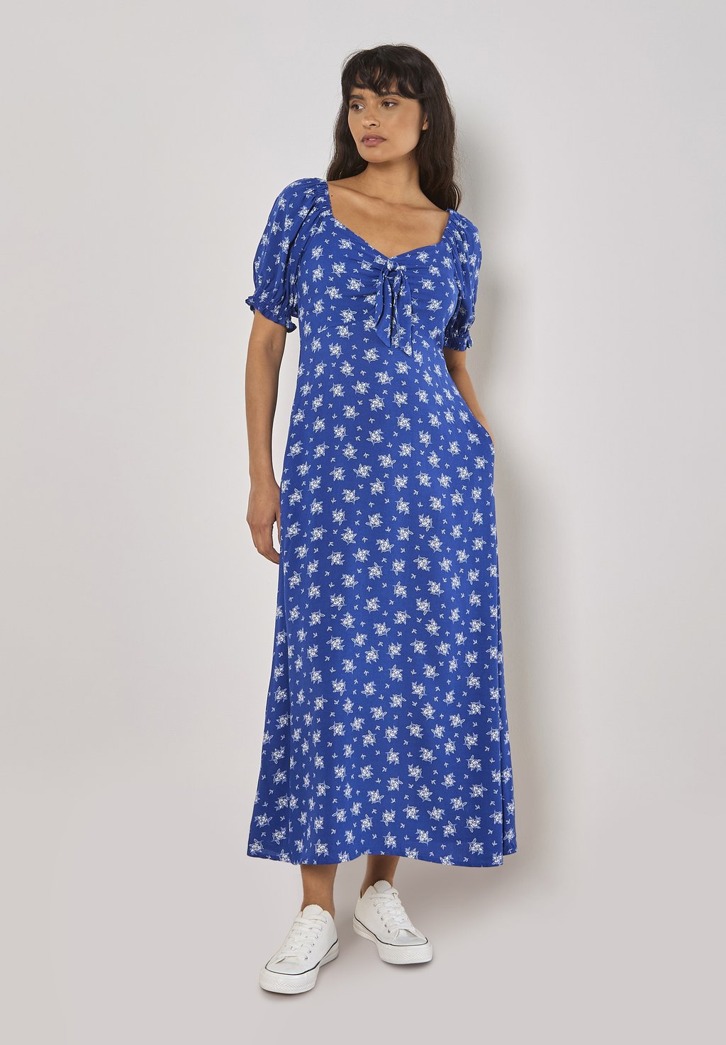 Повседневное платье Apricot, синий
Повседневное платье Apricot, синий