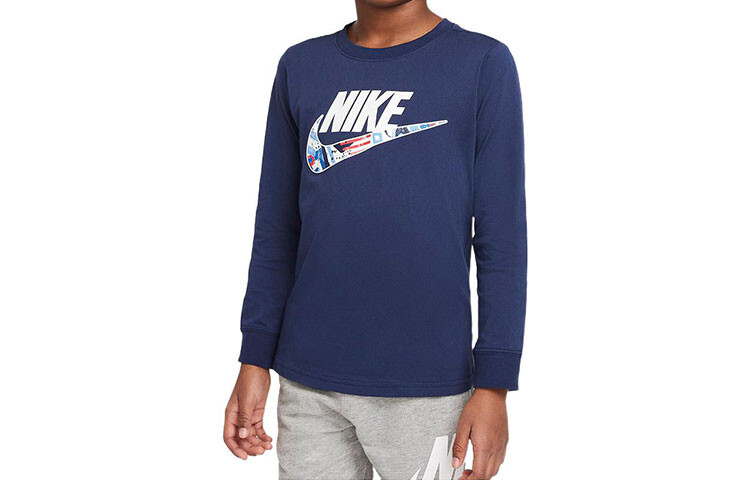 Детская футболка Nike, темно-синий
Детская футболка Nike, темно-синий