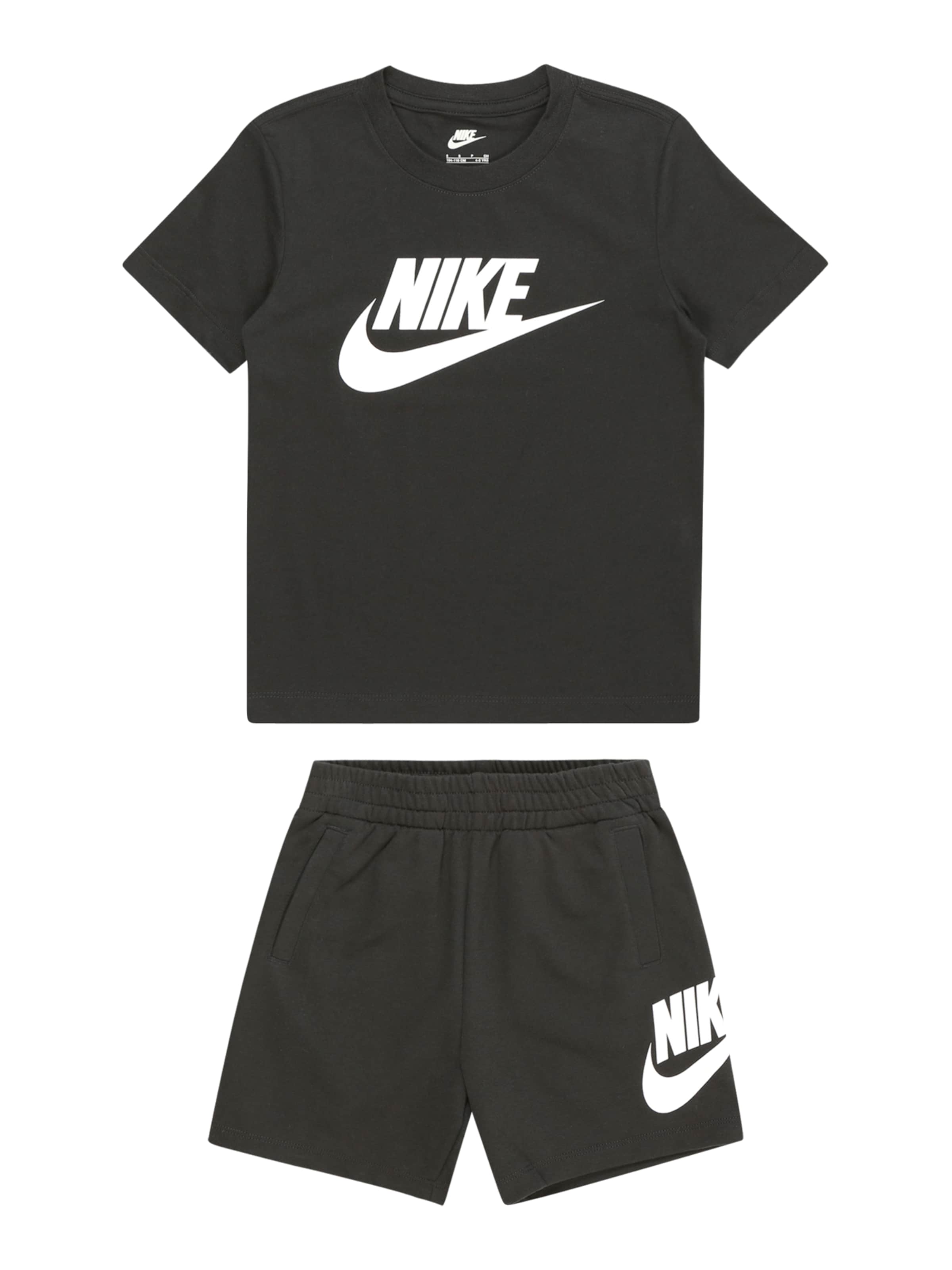 Nike Sportswear Набор 'Club' в черном цвете
Nike Sportswear Набор 'Club' в черном цвете