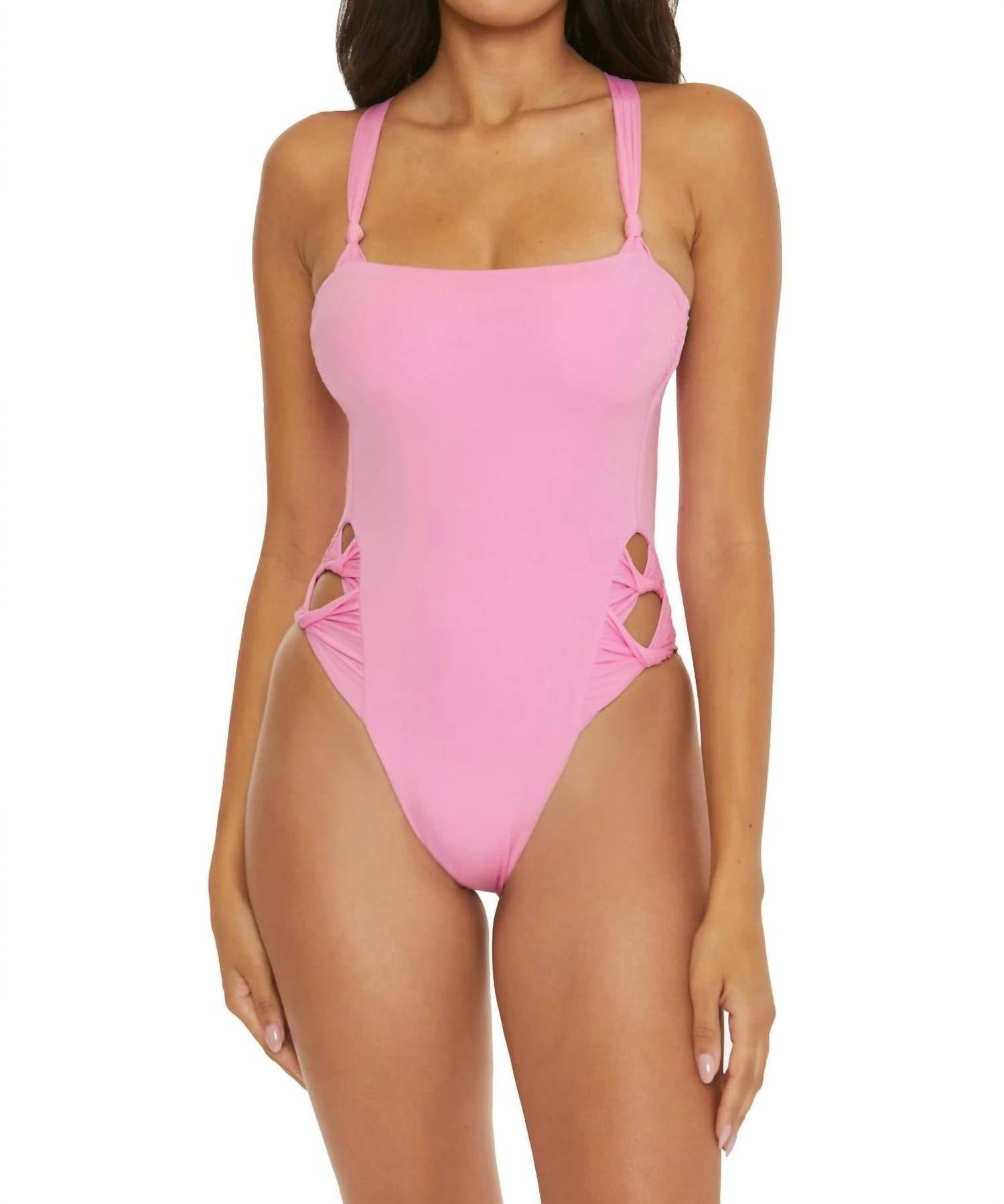 Слитный купальник с высоким вырезом от Ребекки Вирче. Цвет: розовый Becca
Слитный купальник с высоким вырезом от Ребекки Вирче. Цвет: розовый Becca